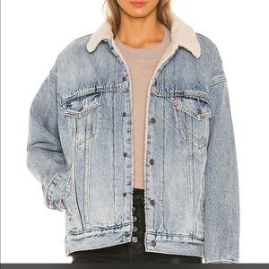LEVI’S DAD SHERPA TRUCKER SIZE XL
